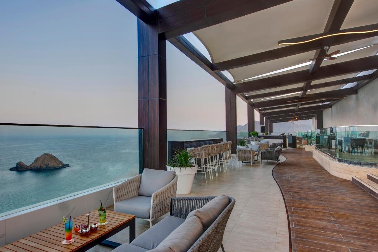 Royal M Al Aqah Beach Resort By Gewan Exterior foto The View